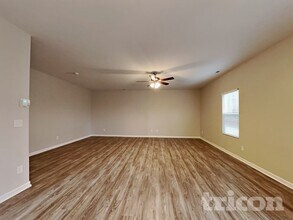 945 Joselynn Drive in Gastonia, NC - Building Photo - Building Photo