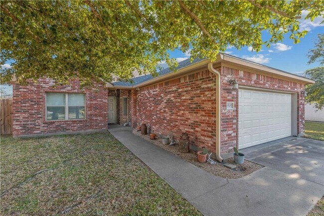 3505 Marigold St in College Station, TX - Building Photo - Building Photo