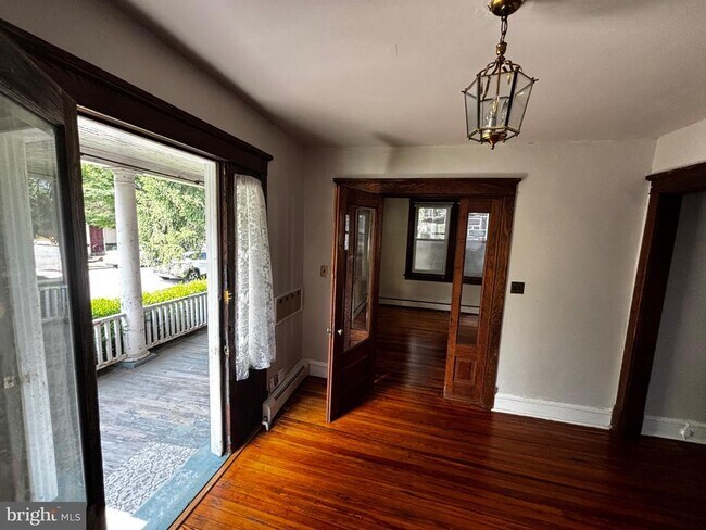 31 W 3rd St in Media, PA - Building Photo - Building Photo