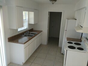 1823 Canton St in Orlando, FL - Building Photo - Building Photo