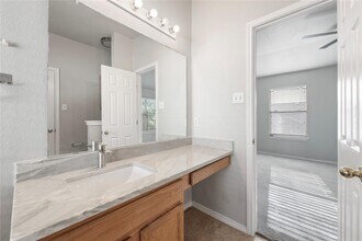 12821 Thomas Jefferson St in Manor, TX - Building Photo - Building Photo