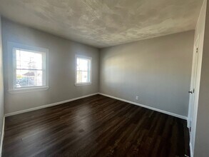 268 River St in Waltham, MA - Building Photo - Building Photo
