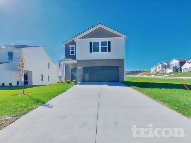 1066 Large Poppy Dr in La Vergne, TN - Building Photo - Building Photo