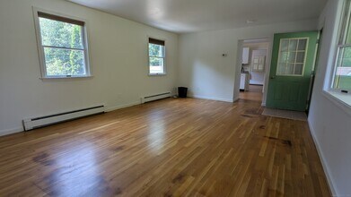 117 N Taylor Ave in Norwalk, CT - Building Photo - Building Photo