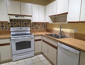 817 SE 12th Ct in Fort Lauderdale, FL - Building Photo - Building Photo