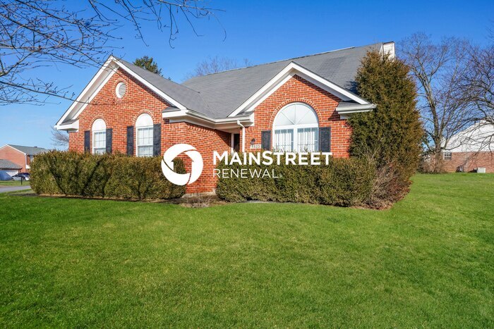 4623 Wooded Oak Cir in Louisville, KY - Foto de edificio