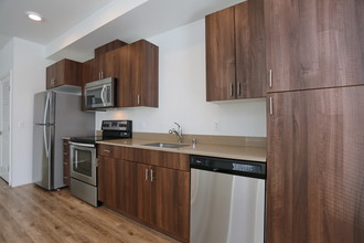 Spencer 68 in Kenmore, WA - Building Photo - Interior Photo