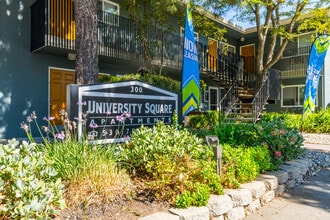University Square Apartments in Davis, CA - Foto de edificio - Building Photo