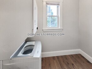 108 Callender St-Unit -3 in Boston, MA - Building Photo - Building Photo
