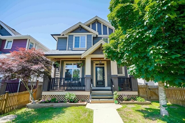 property at 6763-6192 192 St
