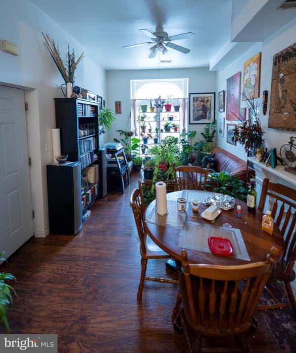 1721 Guilford Ave, Unit Unit 1 in Baltimore, MD - Building Photo - Building Photo