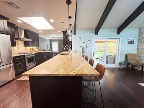 4803 Woodside Dr in Austin, TX - Building Photo - Building Photo