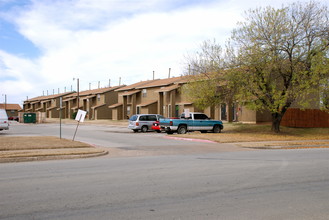 Peppertree Acres Apartments in Fort Worth, TX - Building Photo - Building Photo