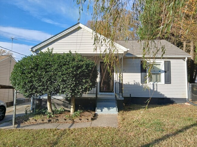 property at 1625 Mansfield St