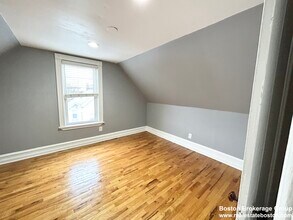 14 Batchelder St, Unit 2 in Boston, MA - Building Photo - Building Photo