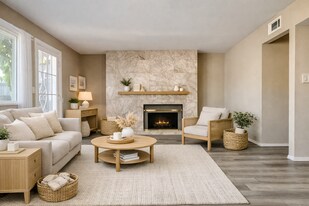 7732 Cypress Dr, Unit B in Huntington Beach, CA - Building Photo