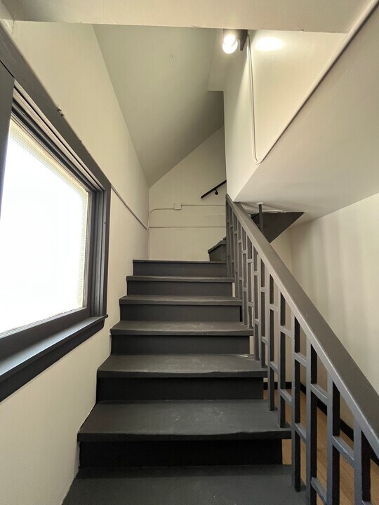 6427 Elm St, Unit 2 in Morton Grove, IL - Foto de edificio
