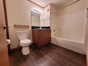 910 Gladstone St in Bellingham, WA - Building Photo - Building Photo