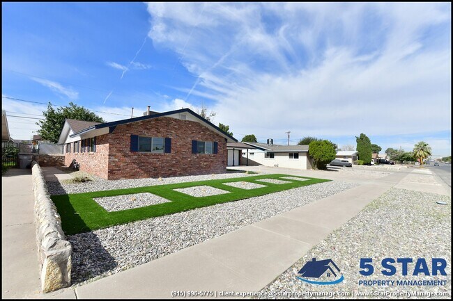 3217 Wedgewood Dr in El Paso, TX - Building Photo - Building Photo