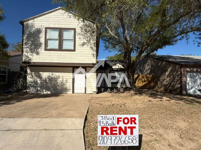 9923 Birch Field Dr in San Antonio, TX - Building Photo