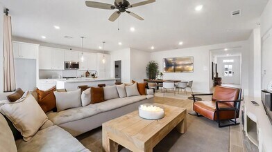 7066 W Cheshire Ave in Fresno, CA - Building Photo - Building Photo