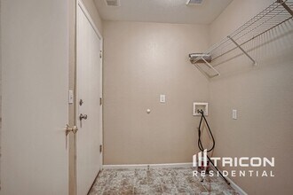 1984 Dove Creek Cir in Loveland, CO - Building Photo - Building Photo