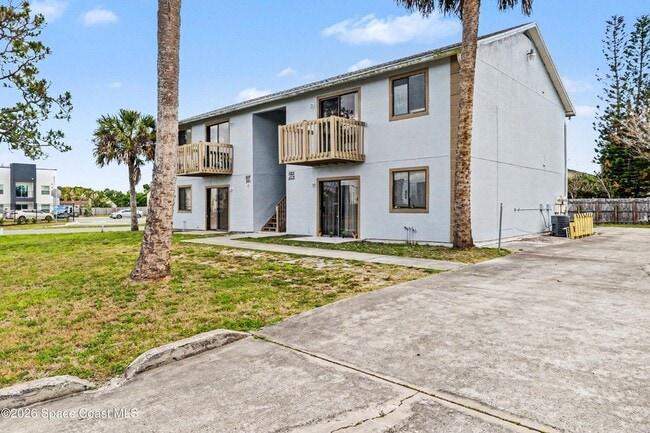 1123 Tree Ridge Ln NE in Palm Bay, FL - Foto de edificio - Building Photo