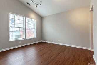 3321 Bromley Ln in Aurora, IL - Building Photo - Building Photo