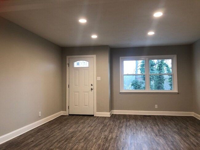 108 Oak Trail in Belmont, NC - Building Photo - Building Photo