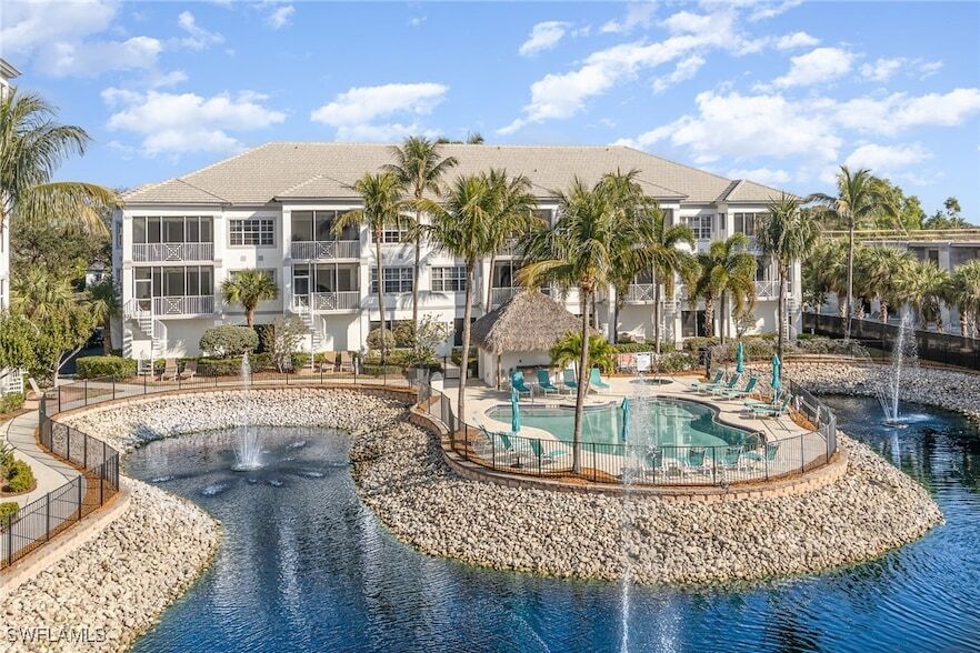 27921 Bonita Village Blvd in Bonita Springs, FL - Foto de edificio