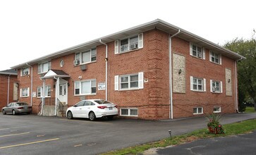 1447 Homestead Rd in La Grange Park, IL - Building Photo - Building Photo