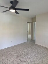 21459 Campbell Dr in Brooksville, FL - Building Photo - Building Photo
