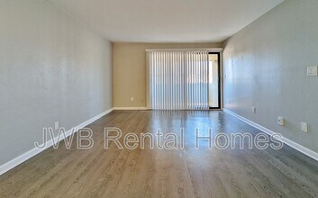 1000 3rd St in Neptune Beach, FL - Building Photo - Building Photo