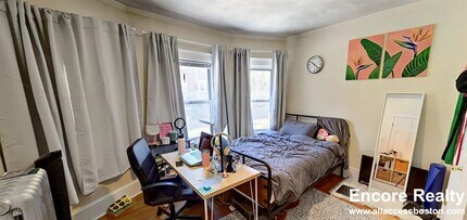 97 Kilsyth Rd, Unit 1 in Boston, MA - Building Photo - Building Photo