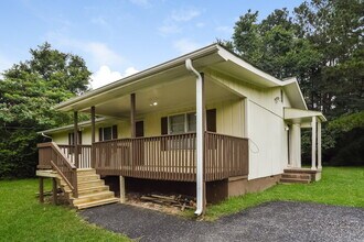 1867 McCollum Rd SW in Conyers, GA - Building Photo - Building Photo