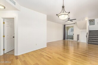 9233 E Neville Ave in Mesa, AZ - Building Photo - Building Photo
