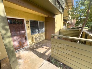 2094 E Grand Ave in Escondido, CA - Building Photo - Building Photo