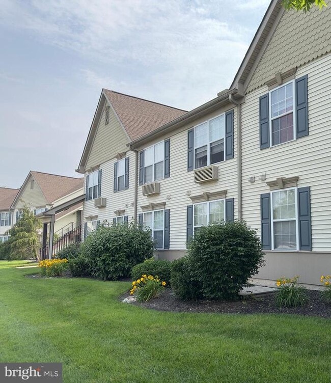 property at 141 ROOSEVELT Blvd