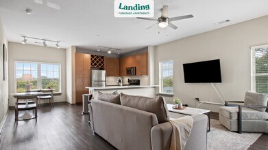 225 N Cedar St-Unit -421.1377 in Charlotte, NC - Building Photo - Building Photo