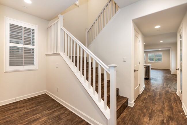 6626 Sand Castle Pl in Goleta, CA - Building Photo - Building Photo
