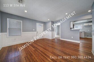 113 W 5th Ave in Gastonia, NC - Building Photo - Building Photo