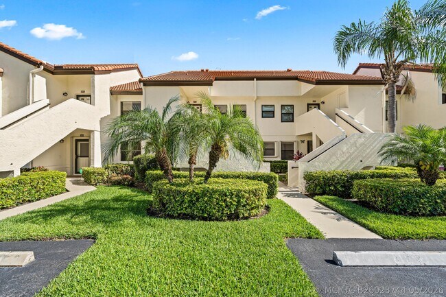 5945 Parkwalk Dr