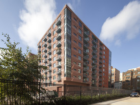 Quincy Court in Washington, DC - Foto de edificio - Building Photo