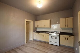 1537 N Tenneha Ave in Tyler, TX - Building Photo - Building Photo