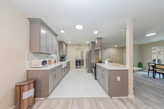 35680 Forest Dr in Coarsegold, CA - Foto de edificio - Building Photo
