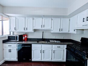 46 Bennington Square in Hackettstown, NJ - Foto de edificio - Building Photo