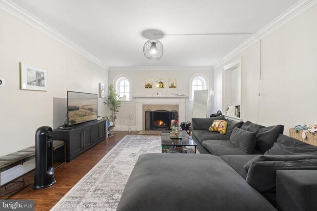 5046 W Nevada St in Philadelphia, PA - Building Photo - Building Photo