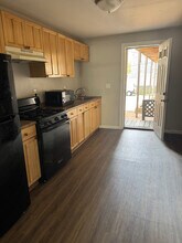 132 Pearl St, Unit 2 in Somerville, MA - Building Photo - Building Photo