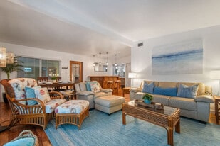 6912 26th St W in Bradenton, FL - Building Photo