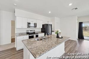 5015 Cassiopeia in San Antonio, TX - Building Photo